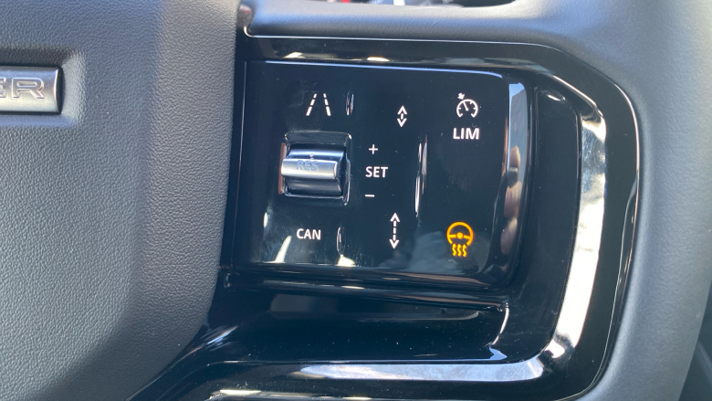 Land Rover Range Rover Evoque 2.0 D200 Dynamic SE 5dr Auto Diesel Hatchback